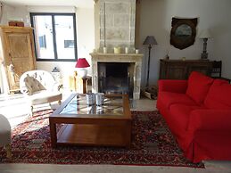 Comfortable Holiday Home 50 m From the sea