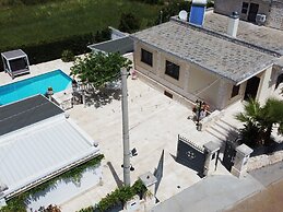 Villa in Apulia With Pool and Barbecue