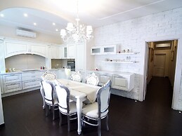 Villa in Apulia With Pool and Barbecue
