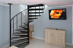 Holiday Home, Stepniczka