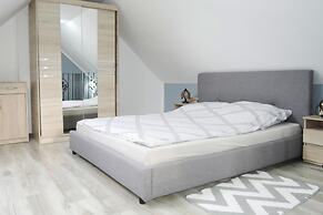 Holiday Home, Stepniczka