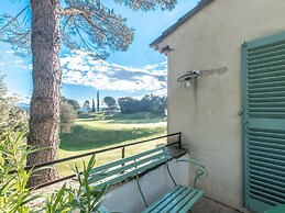 Holiday Flats at Domaine de Saint-endreol With Golf, SPA and Pool