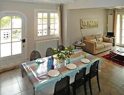 Semi-detached House, Carnac