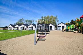 Cozy Holiday Homes for 5 People, Lazy