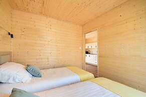 Cozy Holiday Homes for 5 People, Lazy