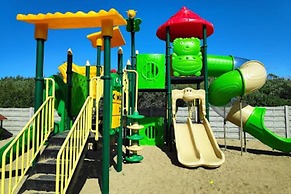 Cozy Holiday Homes for 5 People, Lazy