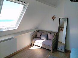 Holiday Home in Plonevez Porzay