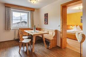 Apartment in Fugen With a Shared Terrace