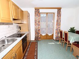 Apartment in Mayrhofen With a Balcony