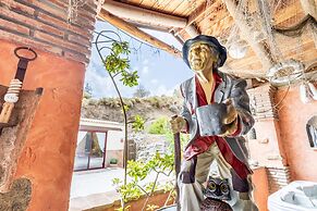 Luxurious Private Cabin Pool Hottub & Fireplace