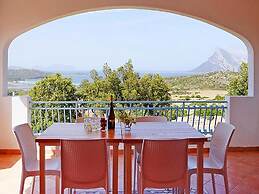 2-room Apartment in the Residence Lu Nibareddu