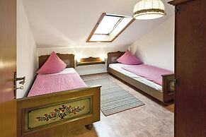 Apartment in Neuschonau With Parking Space
