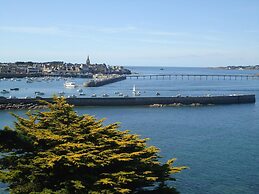 Apartment in Roscoff for Two Person