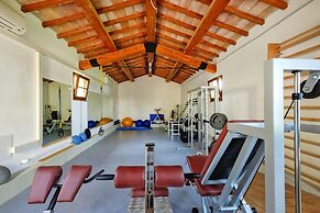 Apartment Overlooking Piombino Beach