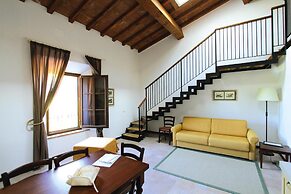 Apartment Overlooking Piombino Beach