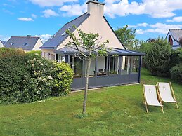 Holiday Home in Plouarzel Near the sea
