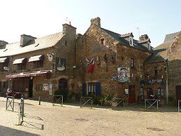 Holiday Home in Plouarzel Near the sea