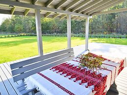 Comfortable Holiday Home With Terrace, Osieki