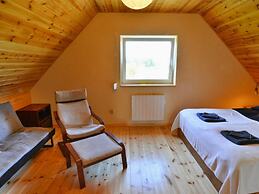 Comfortable Holiday Home With Terrace, Osieki