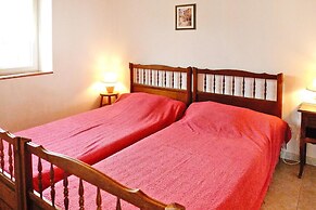 Charming Stone House With Shared Pool, Chambonas