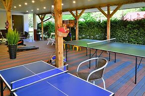 Holiday Villa With Nice Garden