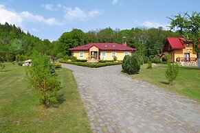 Holiday Villa With Nice Garden