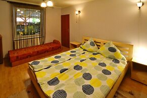 Holiday Villa With Nice Garden