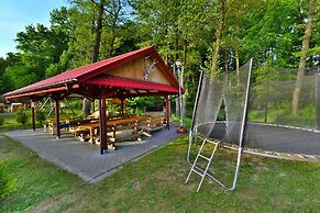 Holiday Villa With Nice Garden