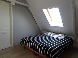 Holiday Home in Bricqueville sur Mer