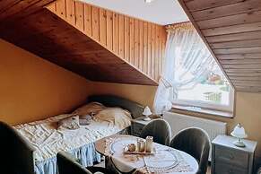 Comfortable Holiday Home for 12 People, Kolczewo