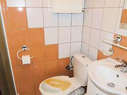 Comfortable Holiday Home for 12 People, Kolczewo