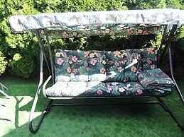 Comfortable Holiday Home for 12 People, Kolczewo