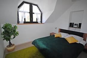 Large Holiday Villa With Pool, Brenna