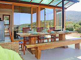 Spacious Holiday Home in Magazzini With Garden