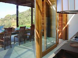 Spacious Holiday Home in Magazzini With Garden