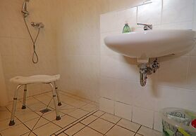 Ferienhaus mit Grosser Terrasse am Garder See