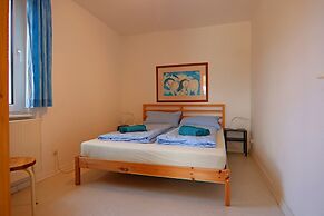 Ferienhaus mit Grosser Terrasse am Garder See