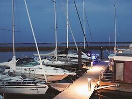 Hausboot in Boltenhagen