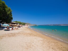 Charming Holiday Home in Maheri