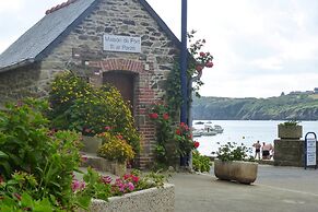 Comfortable Natural Stone House, Plouezec