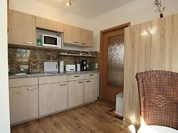 Apartment in Luckaitztal-gosda With Parking