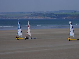 Holiday Home With sea Views, Tregarvan