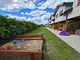 Holiday Homes Close to the Seaside Beach