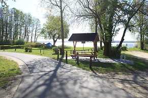Wunderschoenes Blockbohlenhaus am Plauer See
