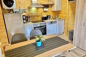 Wunderschoenes Blockbohlenhaus am Plauer See