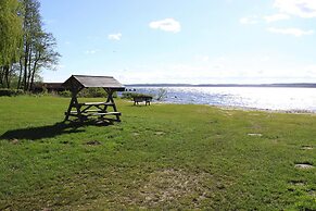 Wunderschoenes Blockbohlenhaus am Plauer See