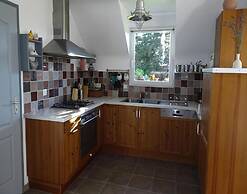Palm Garden Holiday Home Near Coast, Pleubian