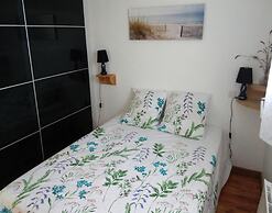 Palm Garden Holiday Home Near Coast, Pleubian