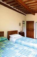 Country House in Monterado With Pool