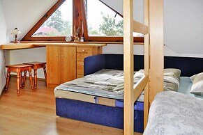 Holiday Home by the Lake, Private Garden, Rosnowo